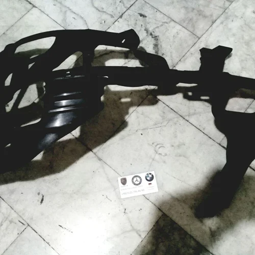 دیاق پنجره ای سپر بنز E240